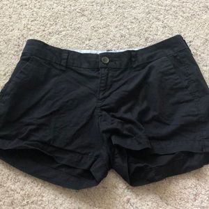 Black kaki shorts